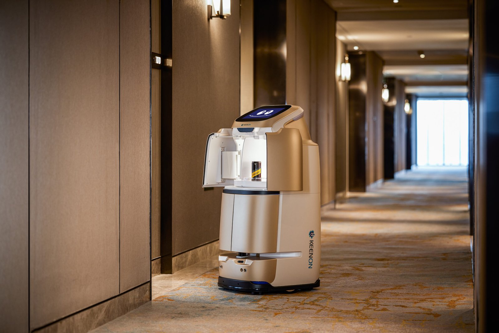 Keenon BUTLERBOT W3 Autonomous Hotel Delivery Robot in Luxury Corridor
